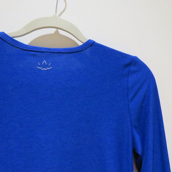 BEYOND YOGA Featherweight Classic Crew Top in Royal Blue Athleisure Gym - Size M - Picture 12 of 13